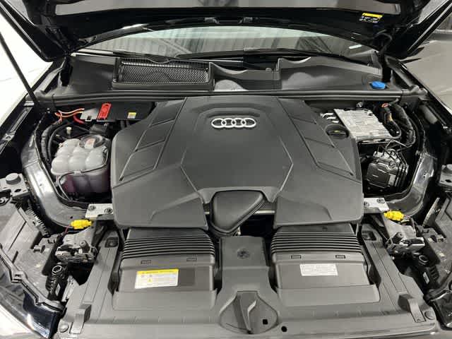 Thumbnail: 2025 Audi Q7 - 19