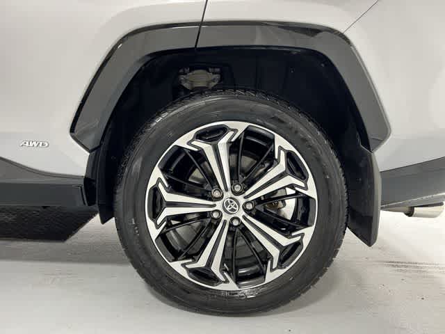 Thumbnail: 2025 Toyota RAV4 - 18