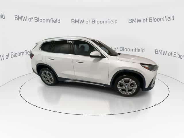 Thumbnail: 2025 BMW X1 - 9