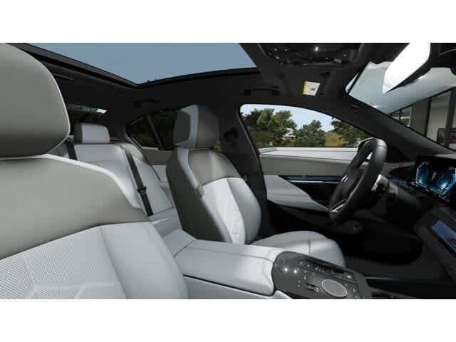 Thumbnail: 2027 BMW 5 Series - 9