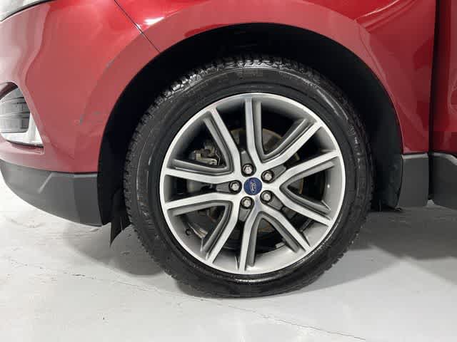 Thumbnail: 2019 Ford Edge - 18