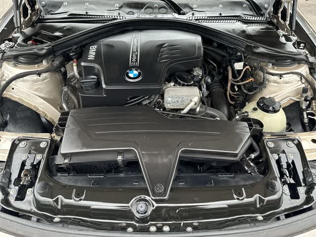 2014 BMW 3 Series 320i xDrive 13