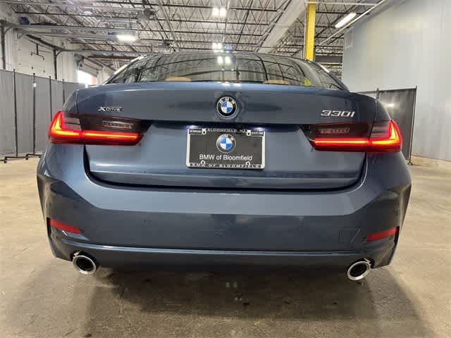 2025 BMW 3 Series 330i xDrive 13