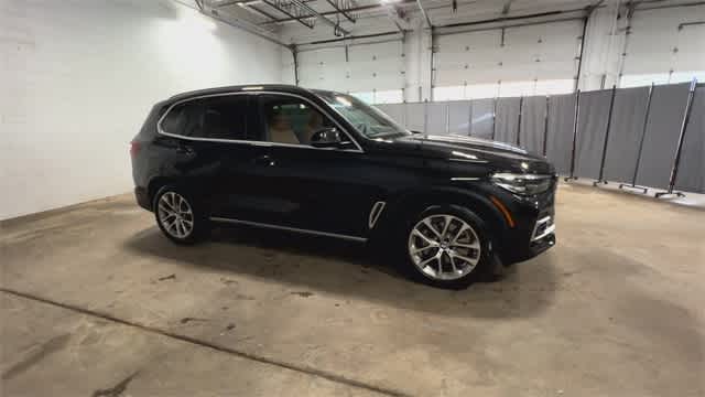 Thumbnail: 2023 BMW X5 - 9