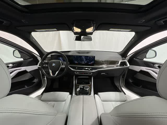 Thumbnail: 2024 BMW X5 - 30