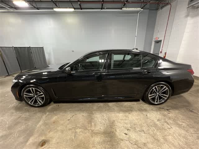 Thumbnail: 2022 BMW 7 Series - 11