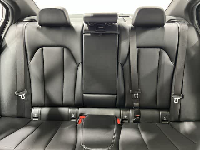 Thumbnail: 2023 BMW 3 Series - 22