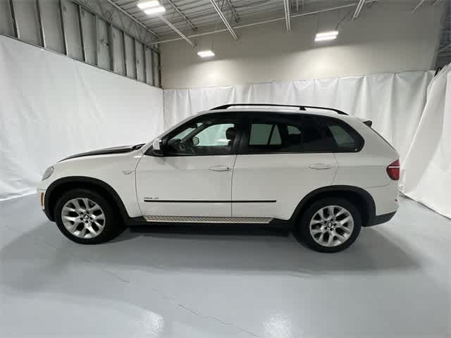 Thumbnail: 2012 BMW X5 - 11