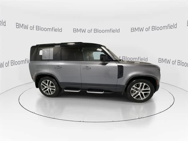 Thumbnail: 2020 Land Rover Defender - 9
