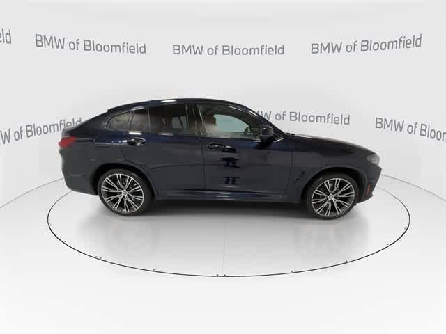 Thumbnail: 2023 BMW X4 - 9