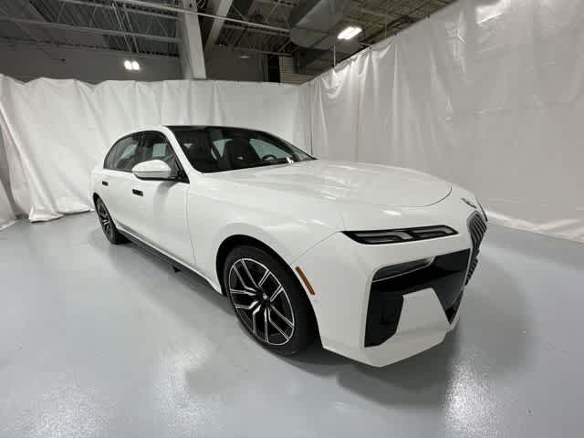 Thumbnail: 2023 BMW 7 Series - 15