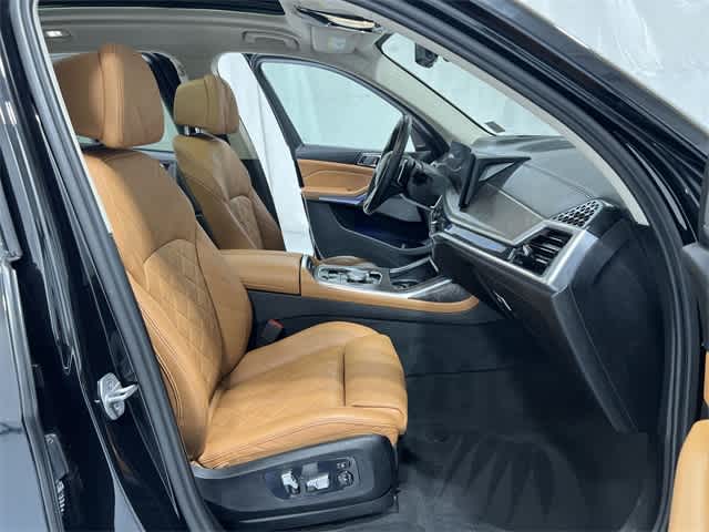 Thumbnail: 2023 BMW X7 - 26