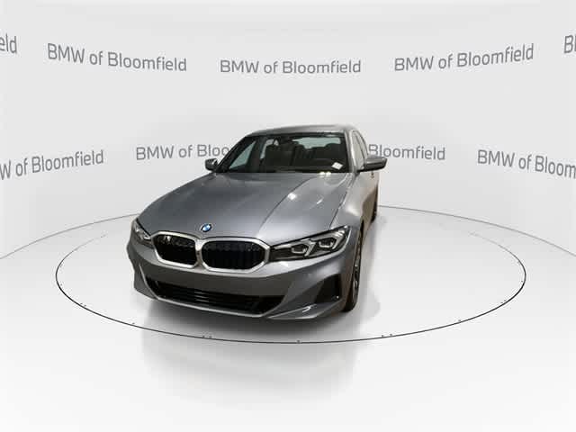 Thumbnail: 2025 BMW 3 Series - 3