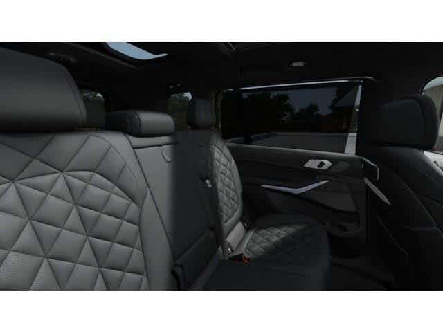 Thumbnail: 2027 BMW X7 - 12
