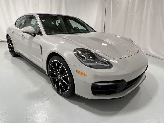 Thumbnail: 2022 Porsche Panamera - 15