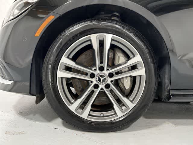 Thumbnail: 2023 Mercedes-Benz E-Class - 18