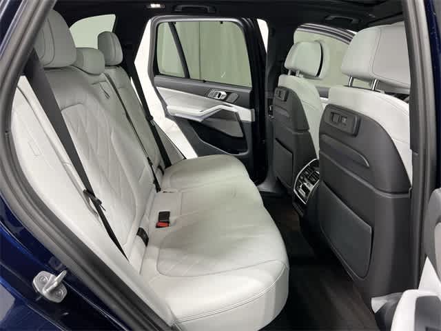 Thumbnail: 2023 BMW X5 - 25