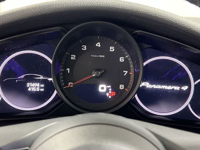 Thumbnail: 2022 Porsche Panamera - 31