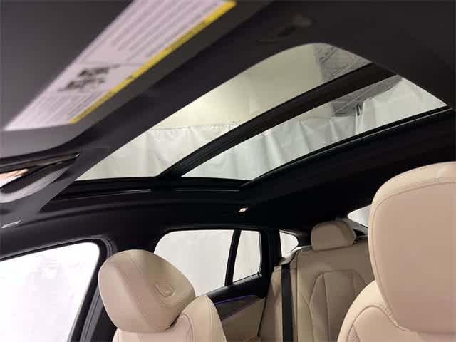 Thumbnail: 2023 BMW X4 - 23