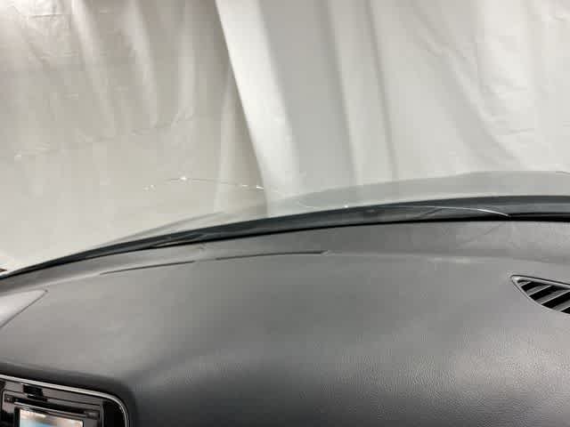 Thumbnail: 2014 Mitsubishi Outlander - 35