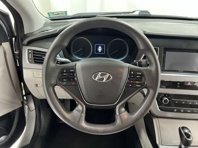 Thumbnail: 2017 Hyundai Sonata - 26