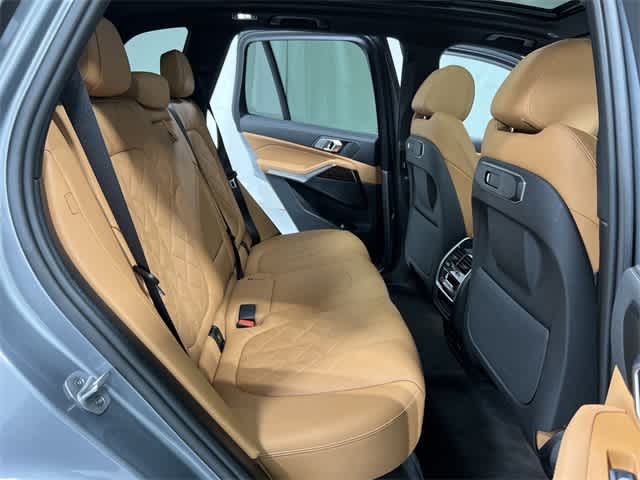 Thumbnail: 2025 BMW X5 - 25