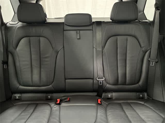 Thumbnail: 2022 BMW X5 - 22