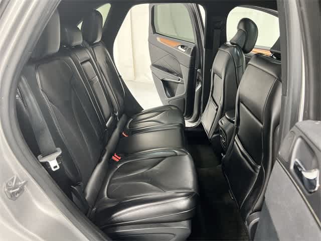 Thumbnail: 2016 Lincoln MKC - 25