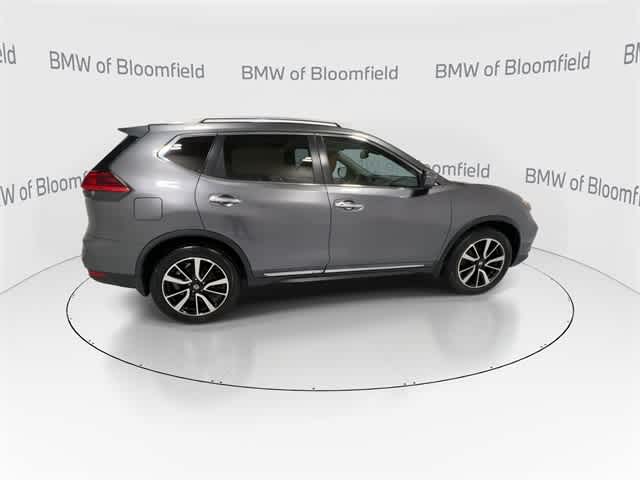 Thumbnail: 2017 Nissan Rogue - 8