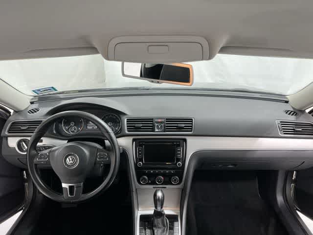 Thumbnail: 2013 Volkswagen Passat - 19