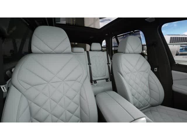 Thumbnail: 2026 BMW X5 - 11