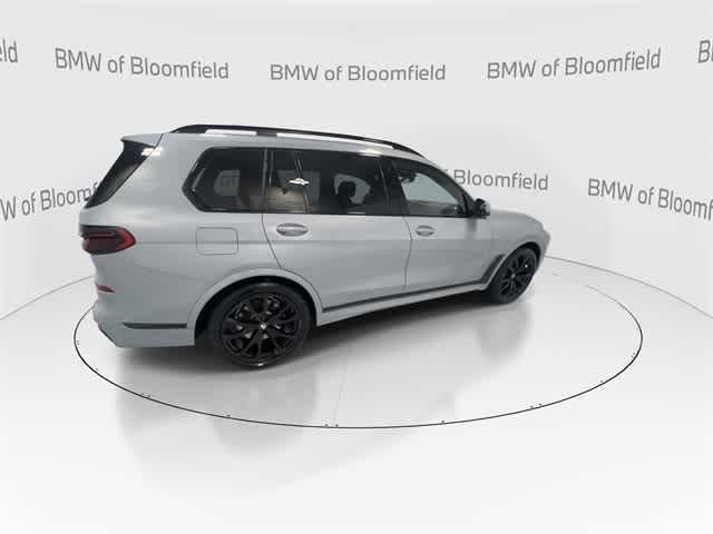 Thumbnail: 2024 BMW X7 - 8