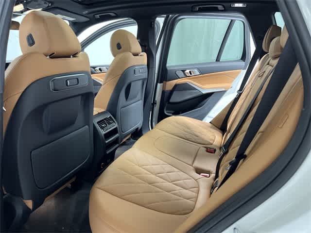 Thumbnail: 2024 BMW X5 - 24