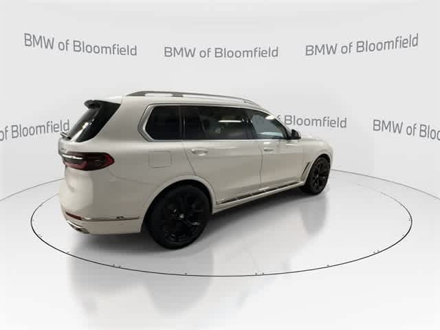 Thumbnail: 2023 BMW X7 - 8