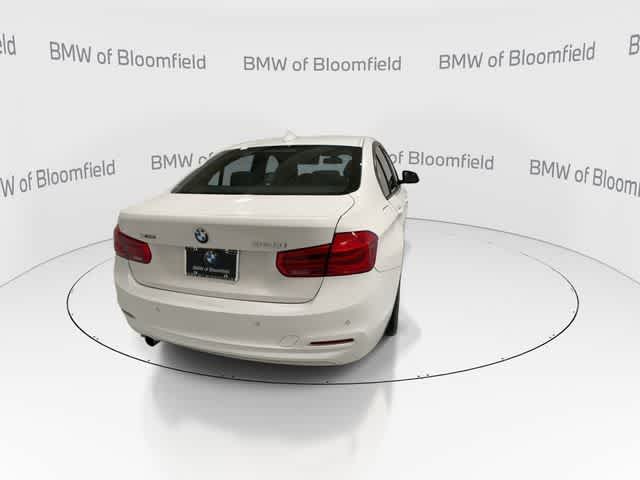 Thumbnail: 2017 BMW 3 Series - 7