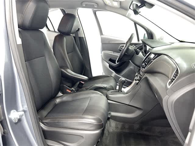 Thumbnail: 2019 Chevrolet Trax - 25