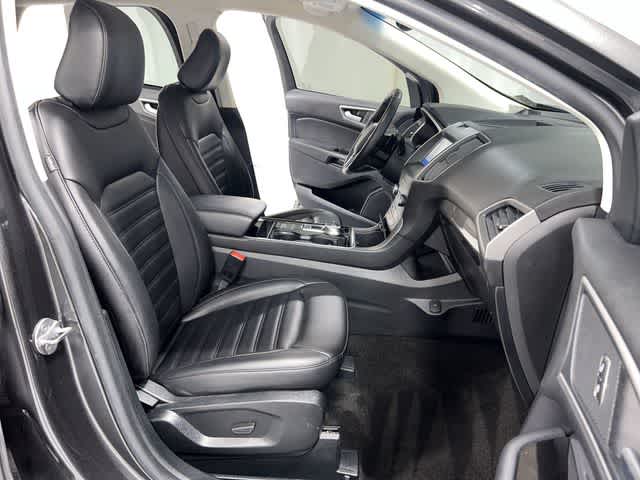 Thumbnail: 2020 Ford Edge - 25