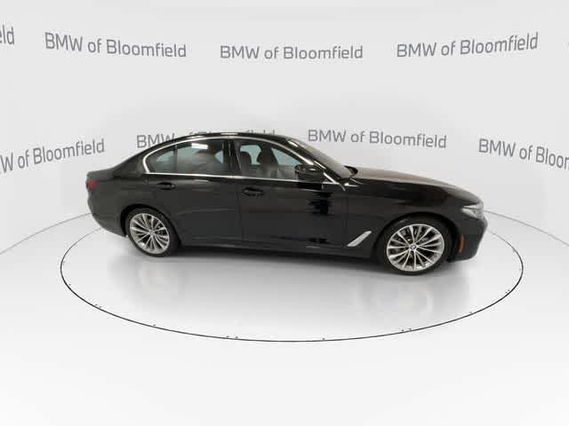 Thumbnail: 2023 BMW 5 Series - 9