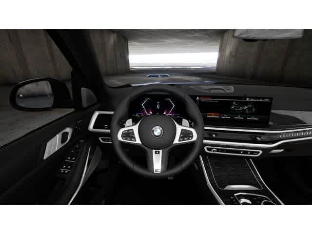 Thumbnail: 2026 BMW X7 - 13