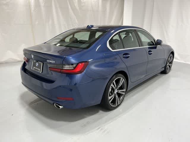 Thumbnail: 2024 BMW 3 Series - 14