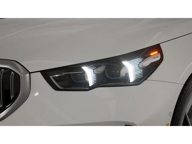 Thumbnail: 2026 BMW 5 Series - 6
