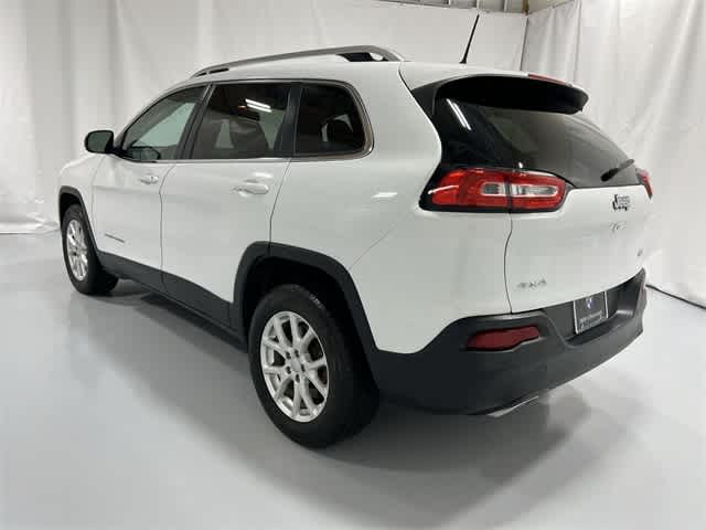 Thumbnail: 2017 Jeep Cherokee - 12