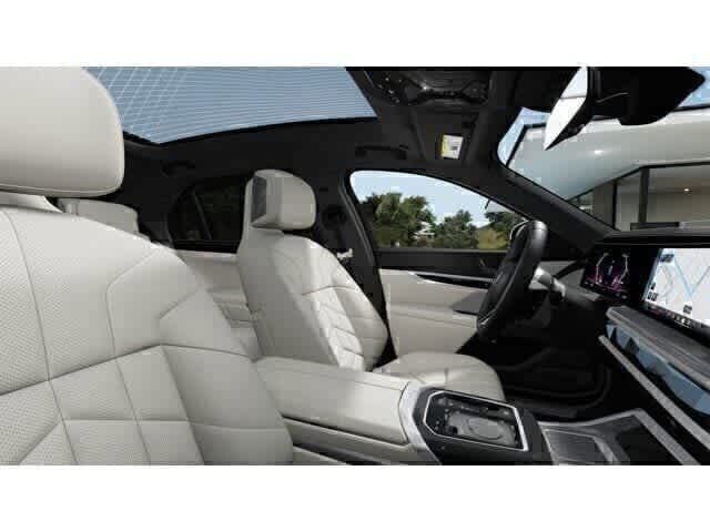 Thumbnail: 2026 BMW i7 - 9