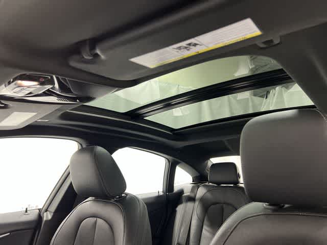 Thumbnail: 2024 BMW 2 Series - 23