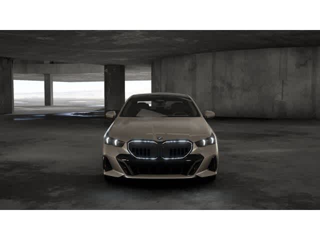 Thumbnail: 2026 BMW 5 Series - 3