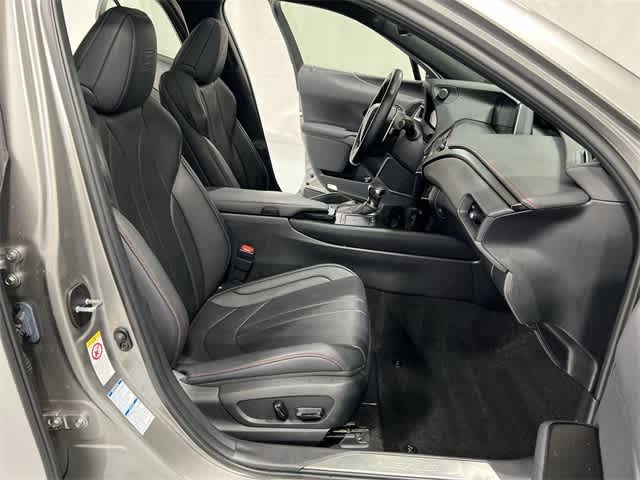 Thumbnail: 2019 Lexus UX - 26