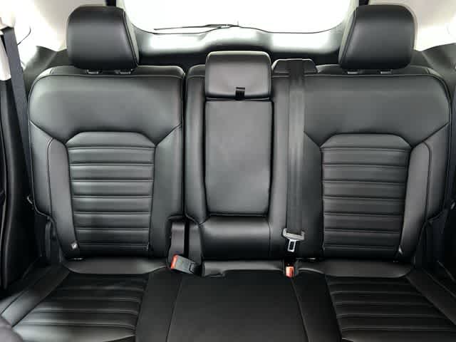 Thumbnail: 2020 Ford Edge - 22