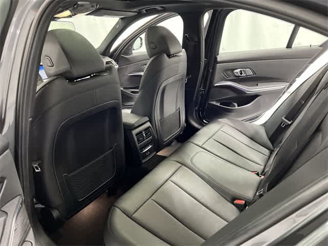 Thumbnail: 2021 BMW 3 Series - 24