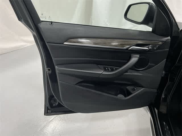 Thumbnail: 2016 BMW X1 - 35