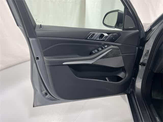 Thumbnail: 2024 BMW X7 - 35